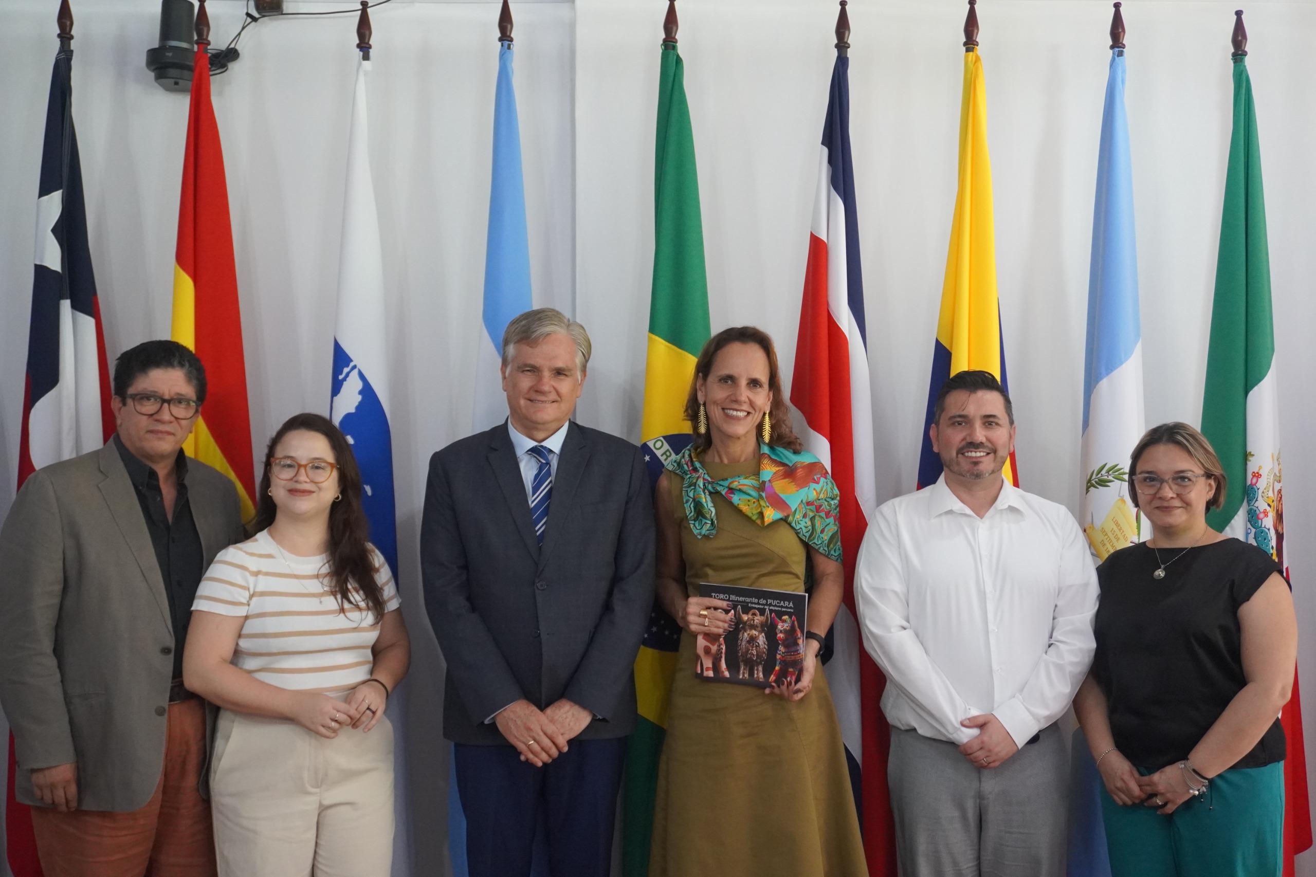 🌎 Visita oficial del Embajador de la República del Perú a la Secretaría General de FLACSO